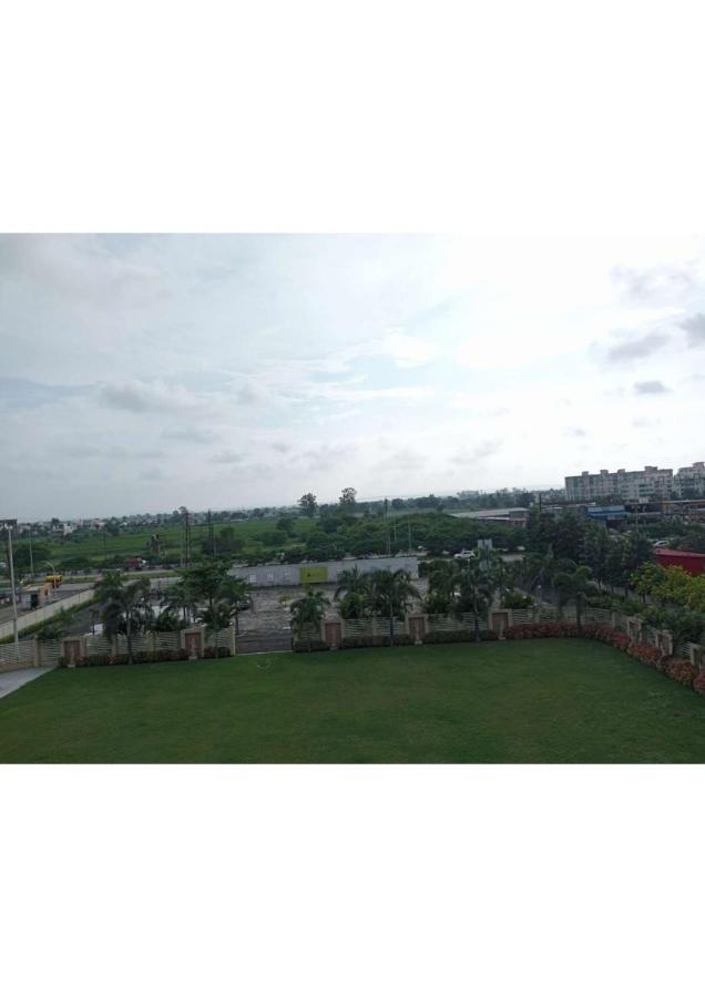 Hotel The Celestial Park, Bhopal Exterior foto